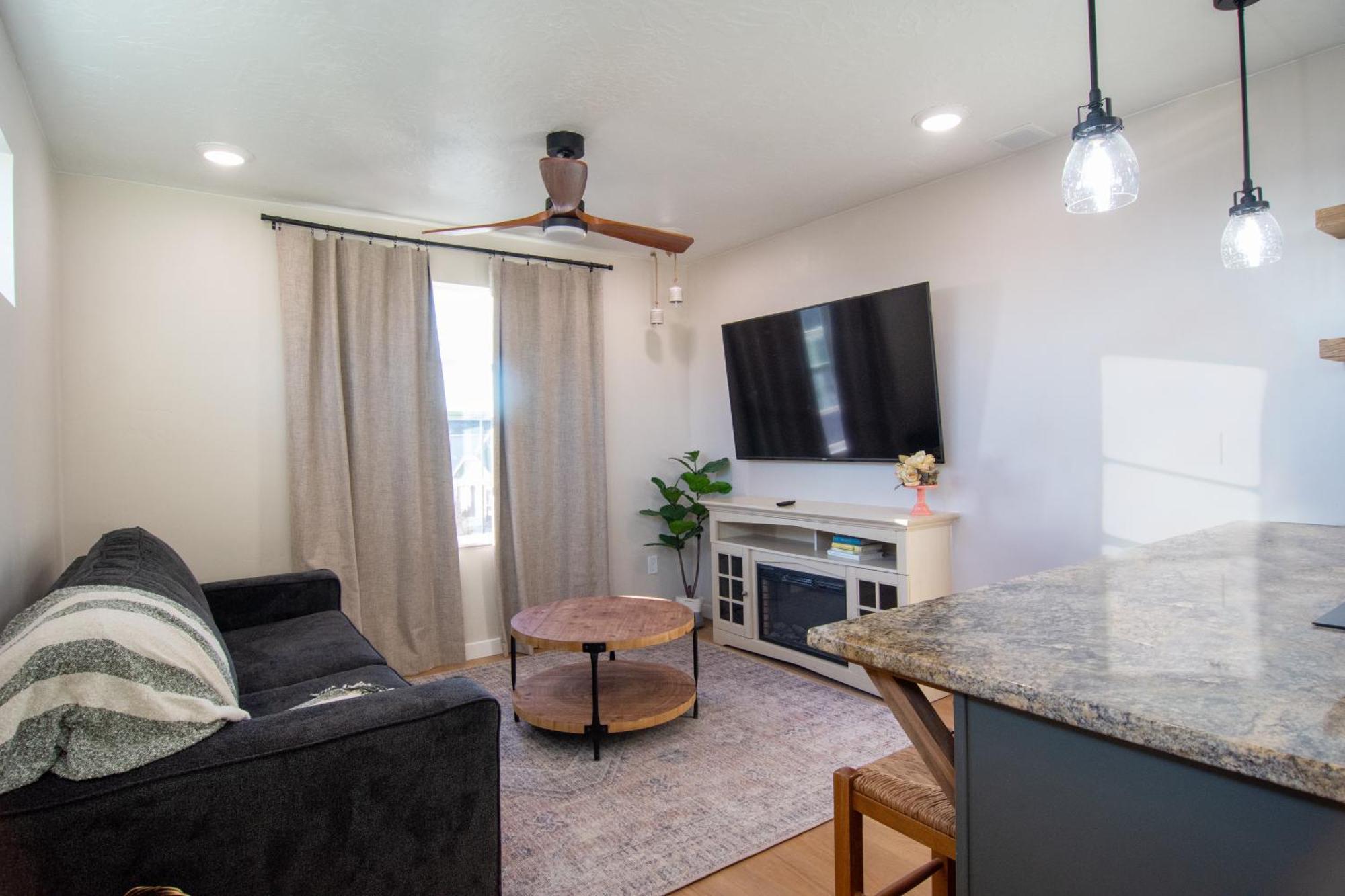Caldwell Cliff Swallow Guest House ภายนอก รูปภาพ